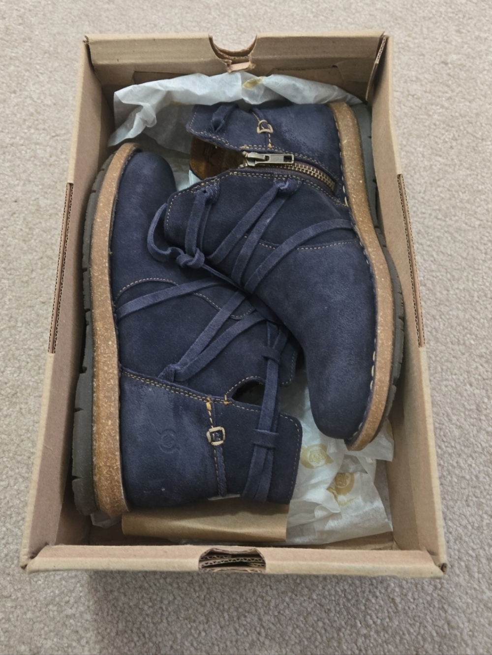 BORN Women's Tarkiln Ankle Boots Navy Blue Distressed Suede Leather,  Size 7 - Picture 6 of 7